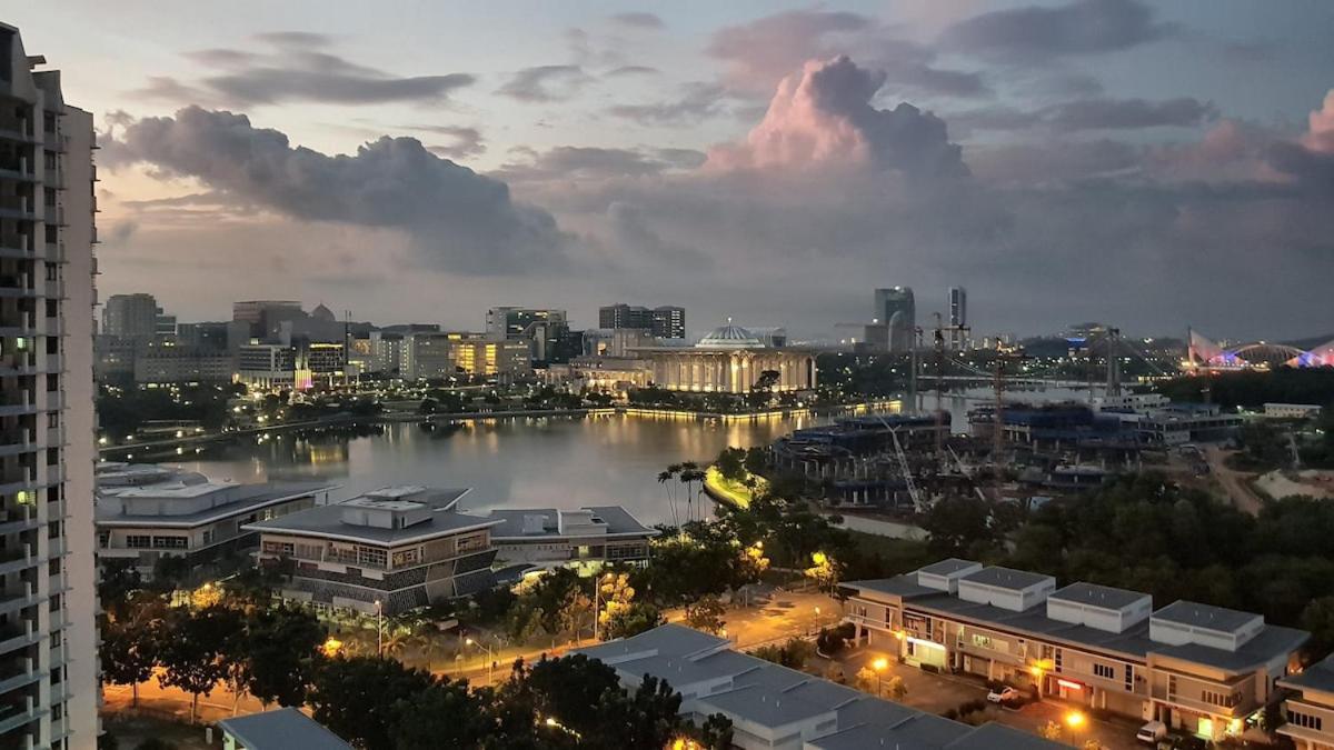 Ayer8 Lakeview 3 Pangsapuri